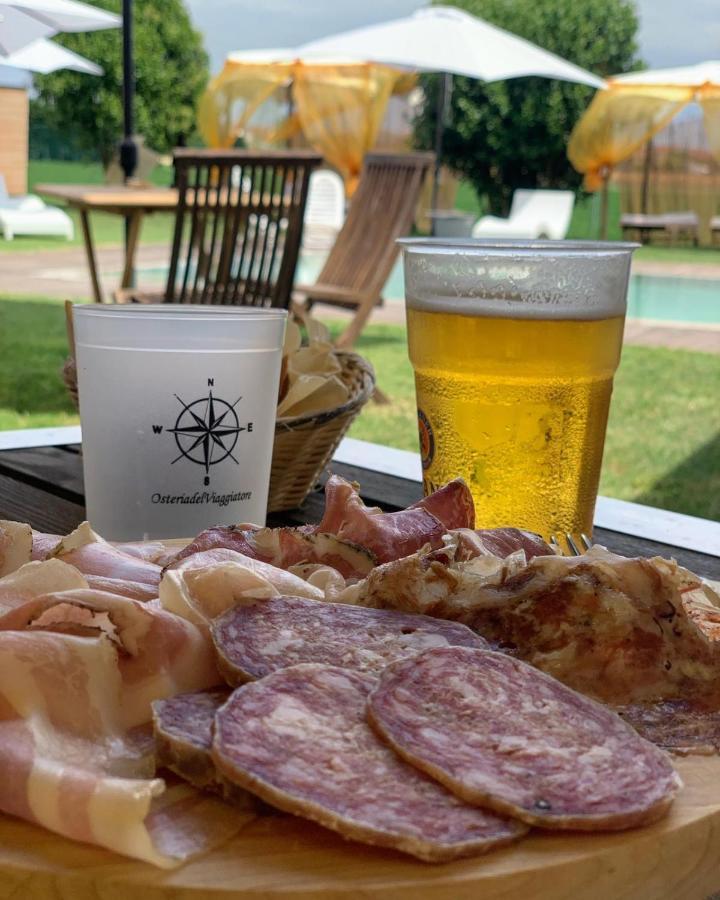Osteria E Locanda Del Viaggiatore 루시 외부 사진