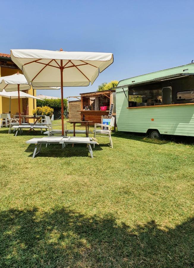 Osteria E Locanda Del Viaggiatore 루시 외부 사진